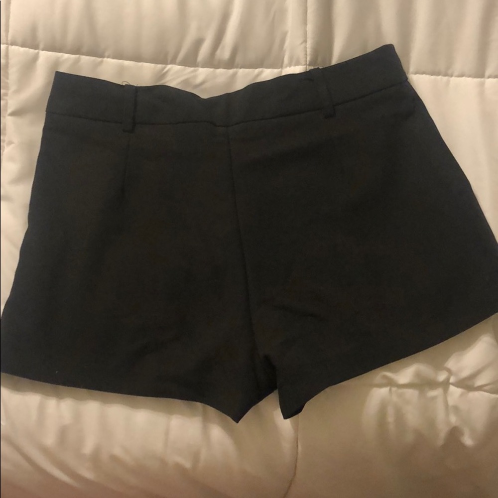 Shorts - Picture 2 of 2